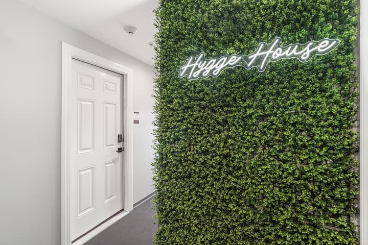 Hygge House Suites