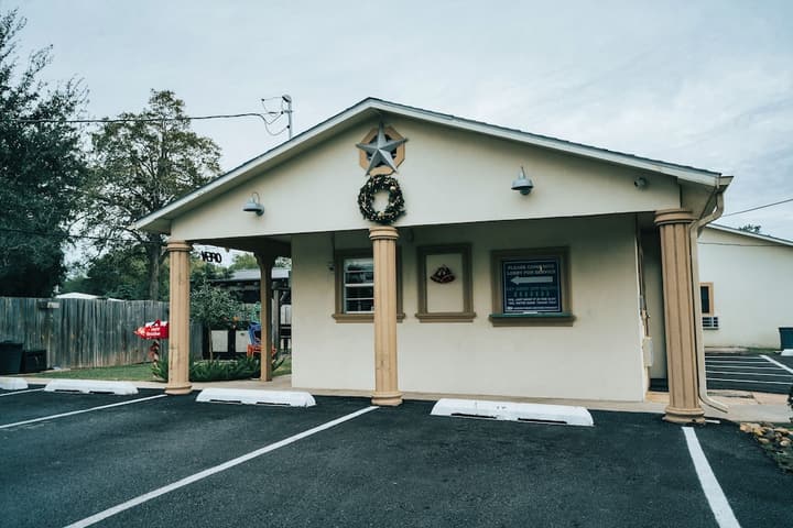 Rooms at The Pecan