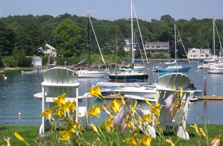 Dockside Guest Quarters & Restaurant