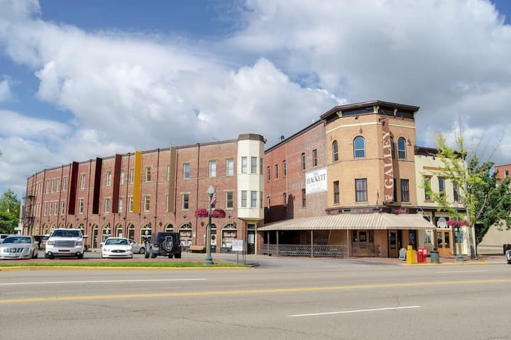 The Hackett Hotel