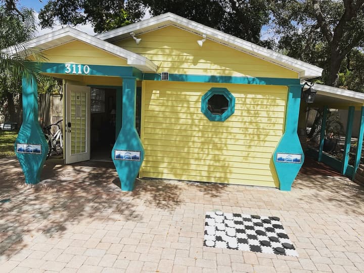 Mar Bay Motel &Suites