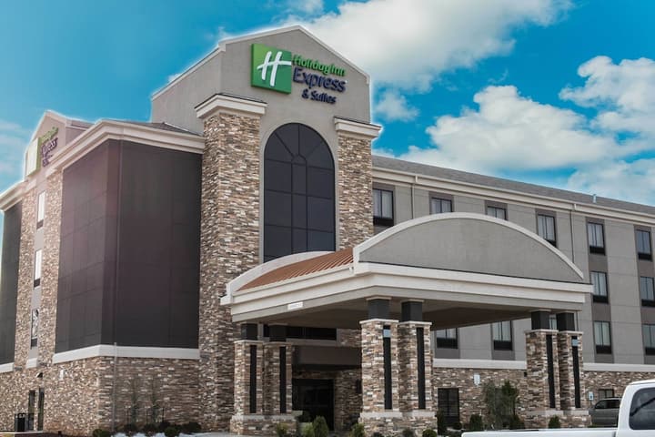 Holiday Inn Express & Suites Oklahoma City Southeast I-35 by IHG