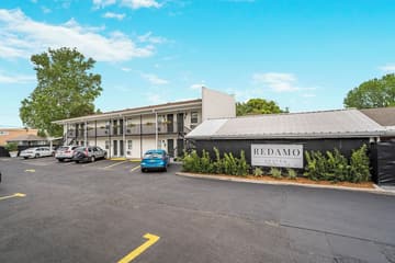Redamo Suites