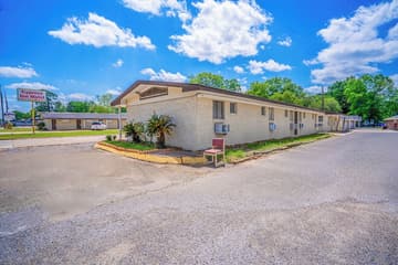 Cypress Inn Motel By OYO West Monroe I-20