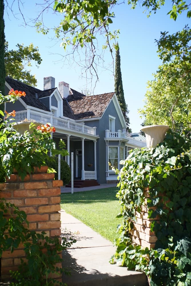 The Mulberry Inn