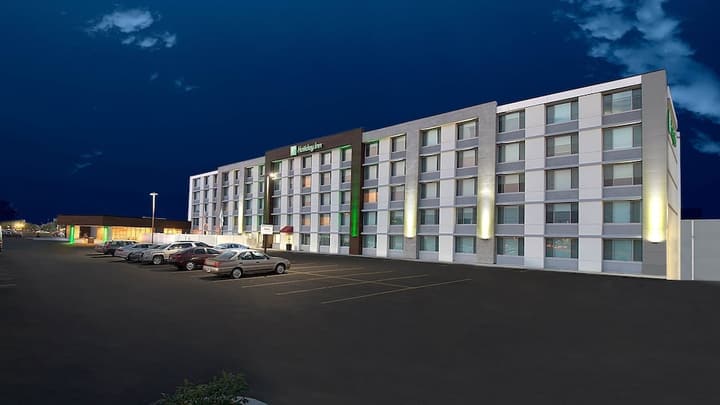 Holiday Inn Chicago – Midway Airport S by IHG