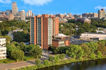 Courtyard by Marriott Boston Cambridge